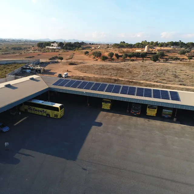 Autocares Belmonte (Cartagena) : installation photovoltaïque réalisée par ALRO Solar, photo 1