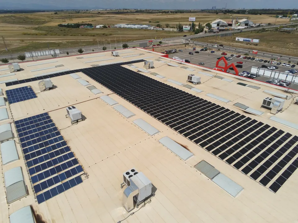 Bauhaus Alcorcón (Alcorcón) : installation photovoltaïque de 314 kWc réalisée par ALRO Solar, photo 4