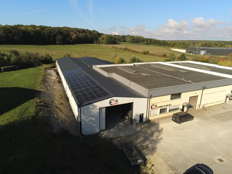 ETR Agricole Viticole Thermique (Vendeuvre-sur-Barse) : installation photovoltaïque de 36 kWc réalisée par ALRO Solar, photo 3