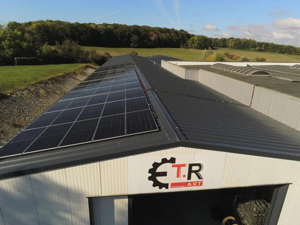 ETR Agricole Viticole Thermique (Vendeuvre-sur-Barse) : installation photovoltaïque de 36 kWc réalisée par ALRO Solar, photo 4