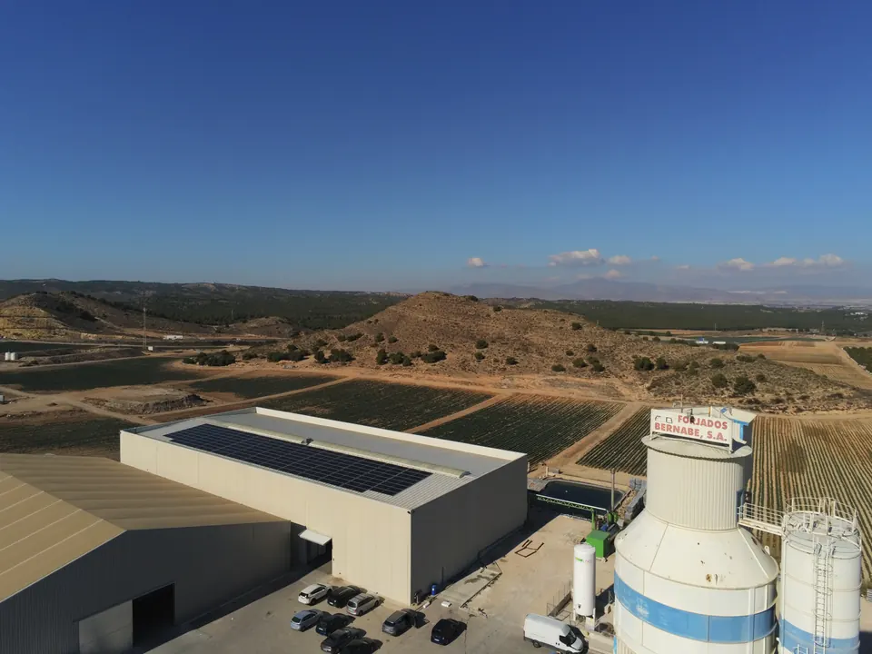 Forjados Bernabé (Fortuna) : installation photovoltaïque de 105 kWc réalisée par ALRO Solar, photo 4