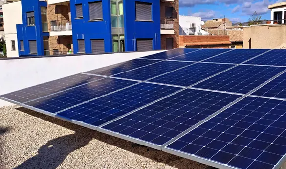 Restaurante Pipiolo (Moratalla) : installation photovoltaïque de 4,5 kWc réalisée par ALRO Solar, photo 1