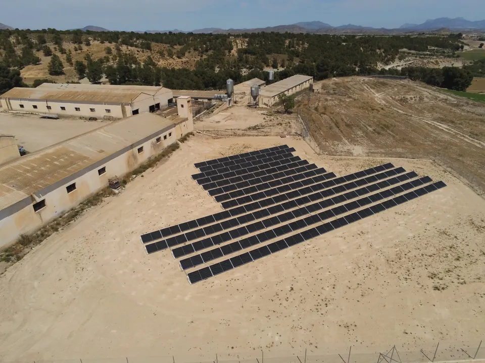 Riego solar en Lorca (Lorca) : installation photovoltaïque de 90,2 kWc réalisée par ALRO Solar, photo 1